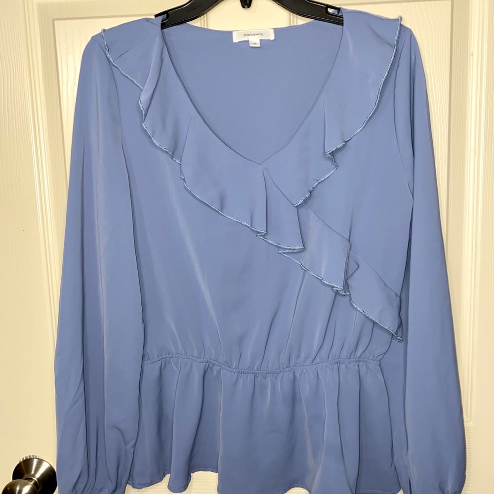 Charming Periwinkle Blouse sz Med
